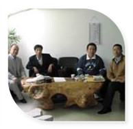 日本客户来访在公司洽谈业务